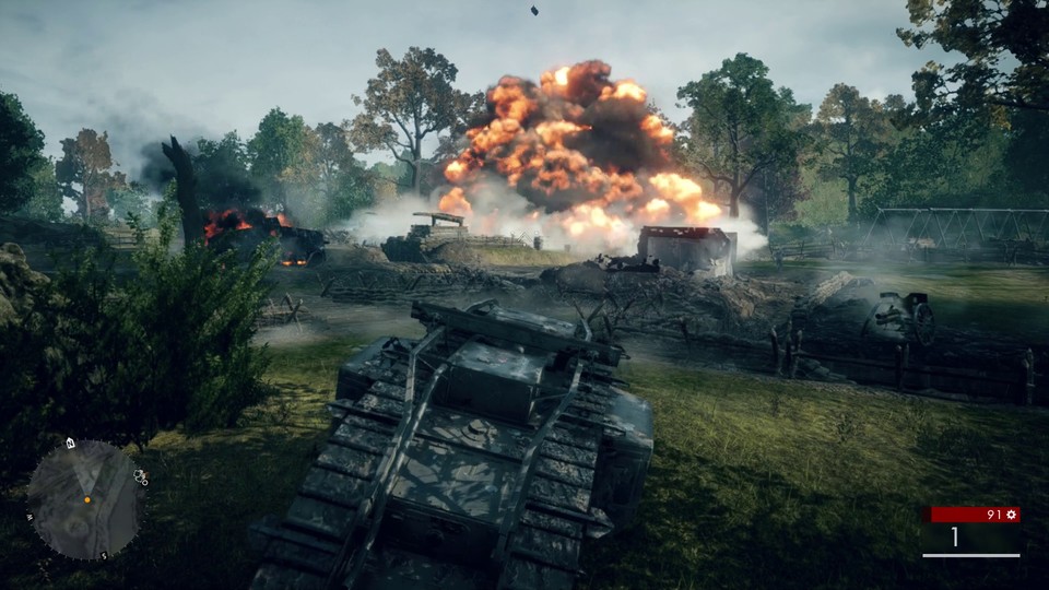 Mit dem Panzer in Kriegsgeschichte 1 lässt sich ein Großteil der Umgebung in Schutt und Asche legen, samt schicker Explosionen wie dieser hier.