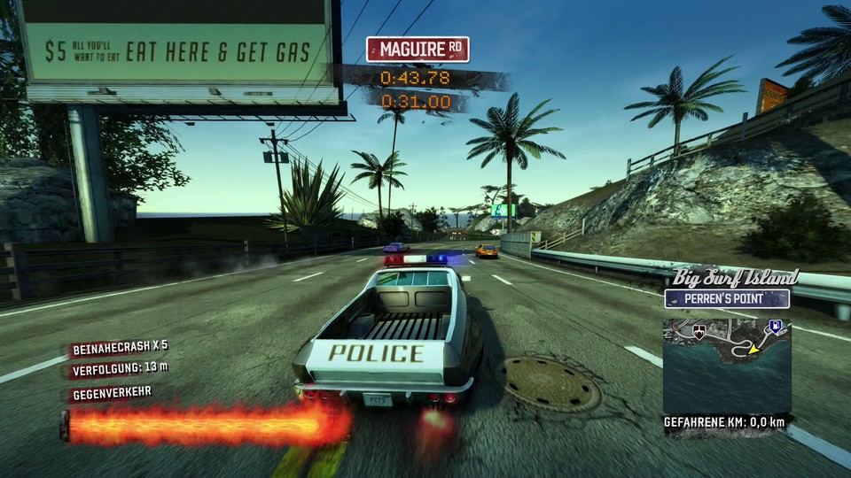 Mit dem Polizeiauto auf Big Surf Island unterwegs: Alle für Paradise erhältlichen DLCs sind in der Remastered-Variante enthalten.