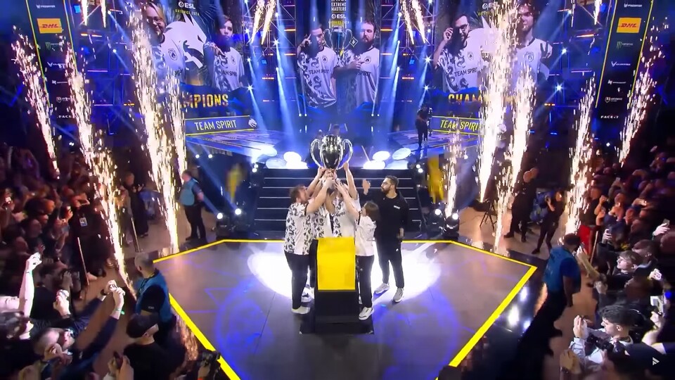 So sehen Gewinner aus: Beim Intel Extreme Masters Katowice 2024-Turnier hat Team Spirit mit Donk gewonnen.