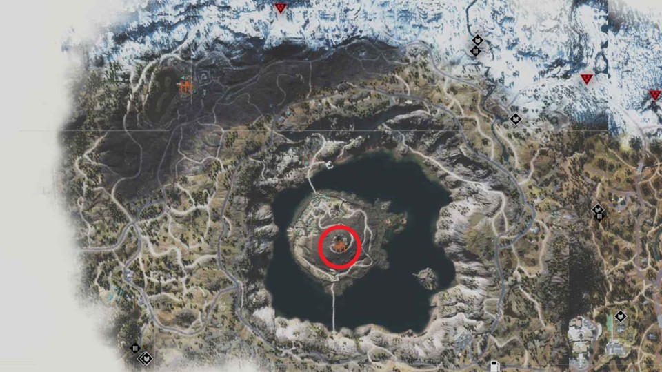 Auf einer Insel findet ihr im letzten Kartenabschnitt das riesige Lager namens Wizard Island. 