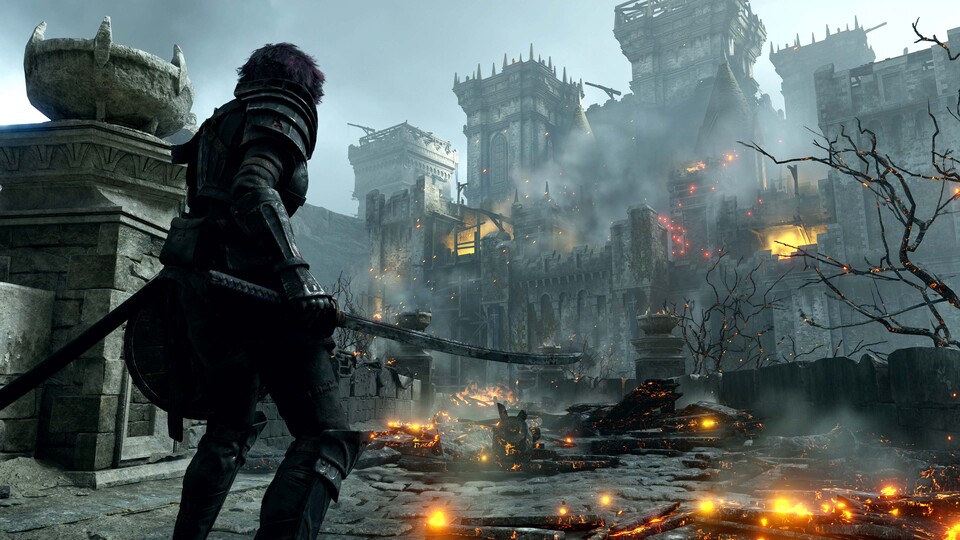 Fackeln erhellen die Rauchschwaden in der Distanz, weshalb Licht viel Raum im Spiel einnimmt.