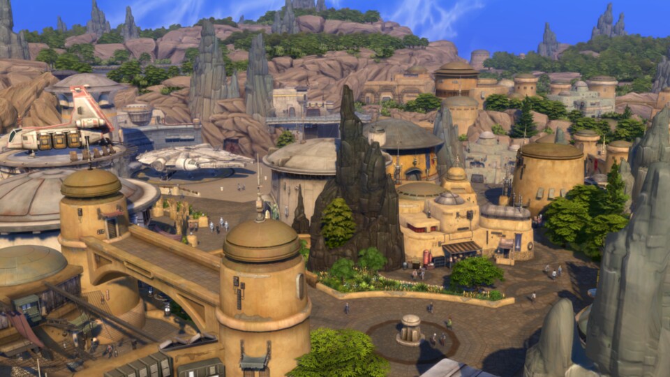 Batuu fängt die Star Wars-Atmosphäre gut ein. Die Gebäude erinnern sofort an die Filme und die Straßen werden von außerirdischen Sims und patrouillierenden Sturmtruppler-Sims belebt.