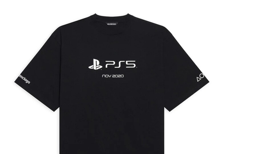 Dieses PS5-Shirt von Sony und Balenciaga soll fast 700 US-Dollar kosten und offenbar meinen das beide Unternehmen tatsächlich ernst.