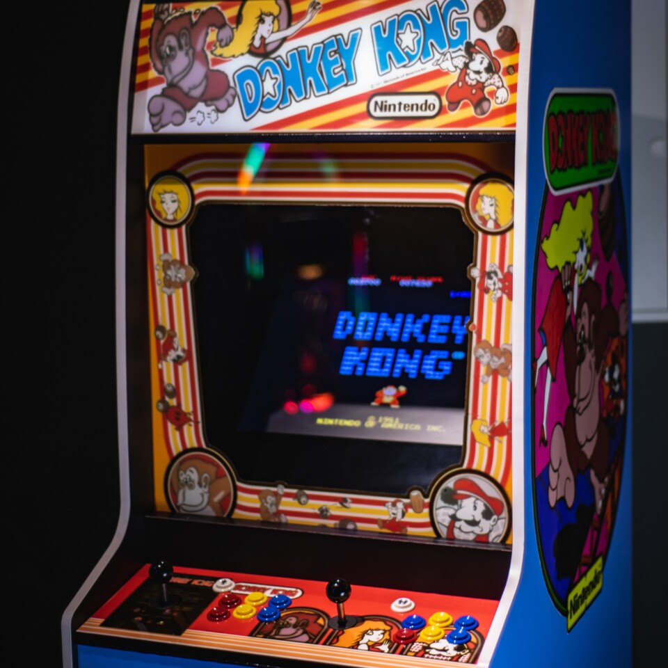 Donkey Kong war einst ein echtes Highlight in den Arcade-Hallen (Bildquelle: themenscave.sg)