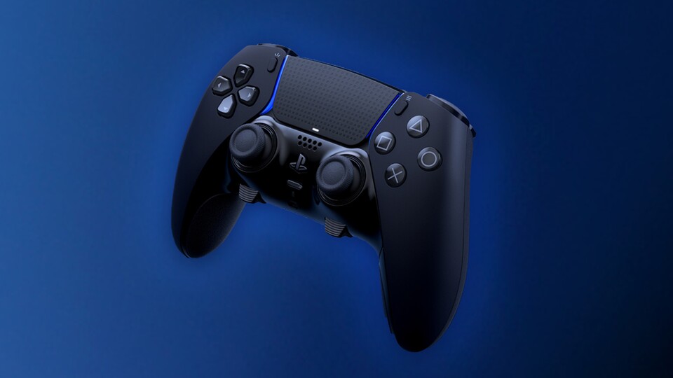 Die Chancen für günstige Preise bei der PS5 stehen eher schlecht, aber zumindest die Controller könnten auch diesmal wieder dabei sein.
