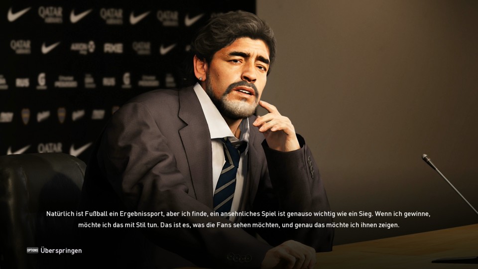 Die Meisterliga wird durch Zwischensequenzen aufgepeppt. Außerdem können wir Fußballlegenden als Avatar für unsere Trainerkarriere auswählen – so wie Diego Maradona.