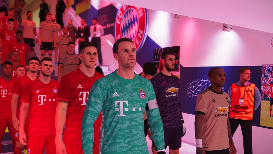 Der FC Bayern München kehrt dank neuer Kooperation mit Konami zurück. Im Lizenzpaket enthalten ist die Allianz-Arena und sogar der Song &quot;Forever Number One&quot;.