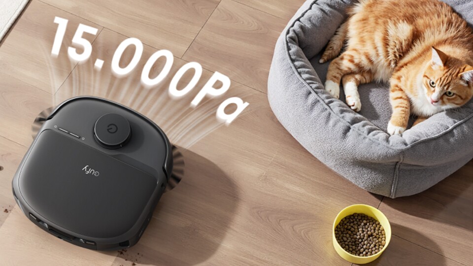 Näpfe, Tiere, Schuhe oder auch andere Dinge, die ihm im Weg stehen, umfährt er sorgfältig!