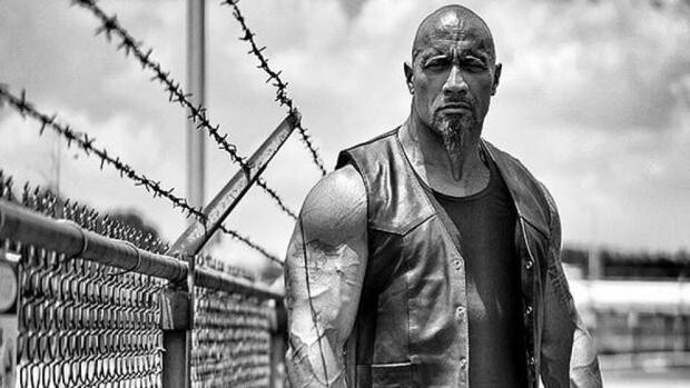 Dwayne Johnson zeigt einen neuen und düsteren ?Luke Hobbs? in Fast & Furious 8 dar.