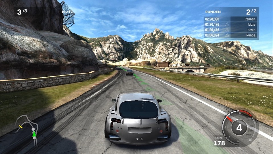 Forza Motorsport 3: Gummiabrieb auf den Pisten zeugt von vorigen Rennrunden.