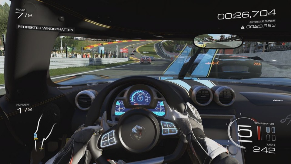 Das Rennerlebnis ist in der Cockpitperspektive mit Abstand am intensivsten.