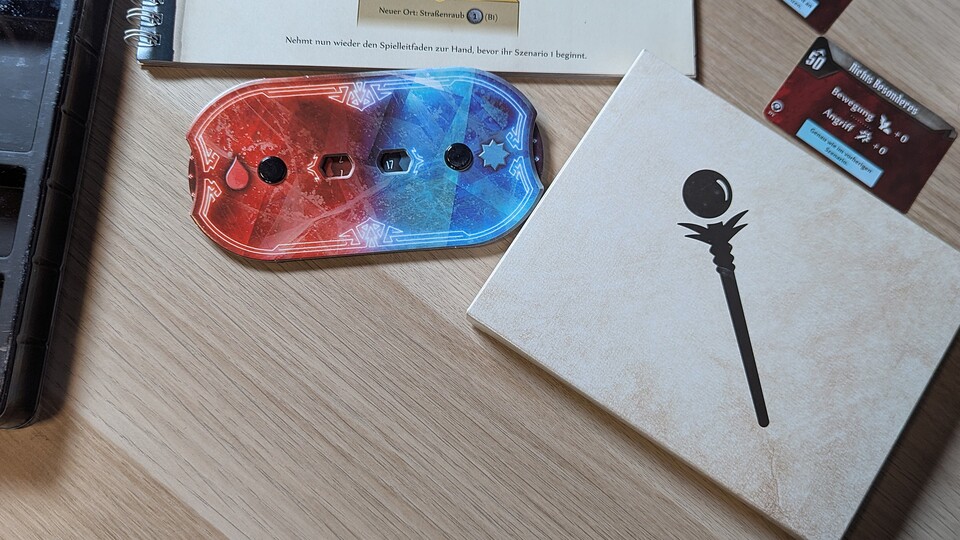 Sämtliches Spielmaterial kommt bereits in passenden Kartons, sodass das Einsortieren ein Klacks ist.