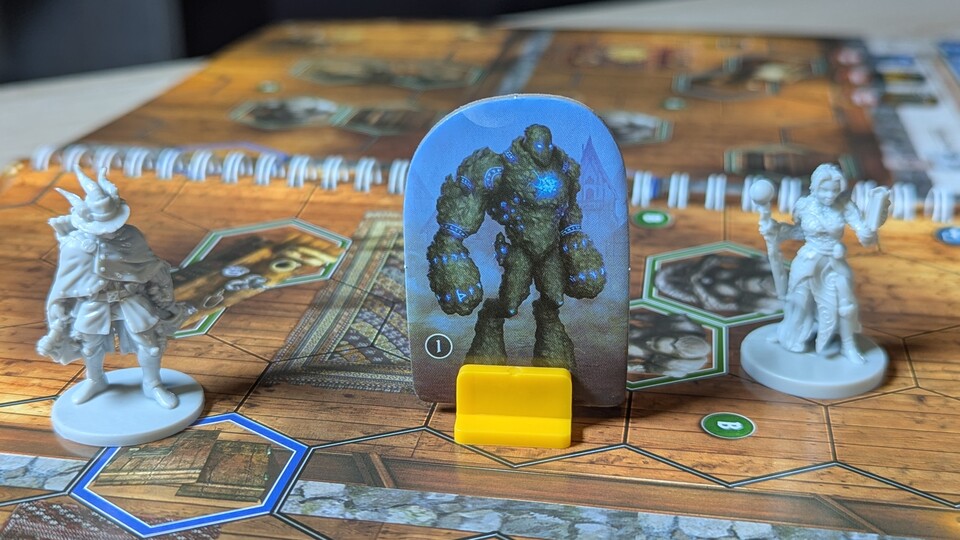 Euch erwarten eine Menge fieser Gegner wie dieser Steingolem.