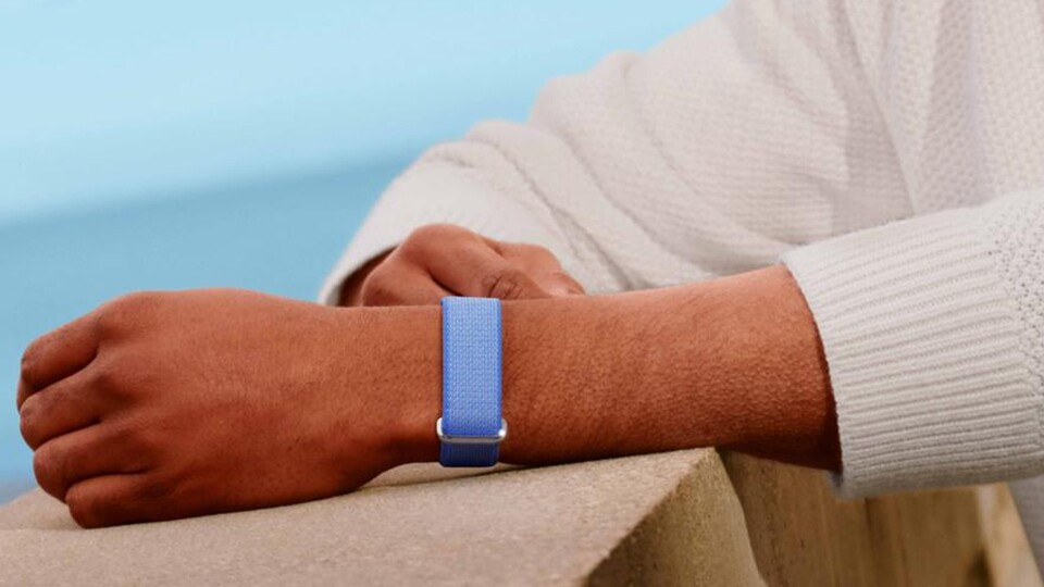 Wer dennoch nicht auf Smartwatches verzichten will, kann tagsüber die normale smarte Uhr tragen, nachts auf den bequemen Air wechseln.