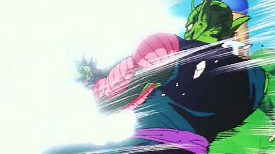Die Eplosive Wave, ein starker Energiestrahl, wobei Piccolo beim Abfeuern seinen eigenen Arm abstützen muss. (Bild: © Toei Animation)