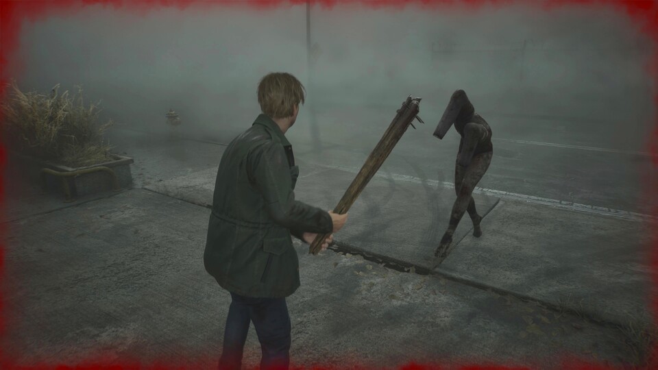 Schon bald bekommt es James Sunderland in dem Städtchen Silent Hill mit skurrilen Kreaturen zu tun.