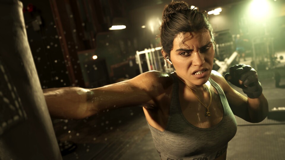 Eine der beiden spielbaren Hauptfiguren in GTA 6 ist wahrscheinlich Lucia, die ihr hier am Boxsack sehen könnt.