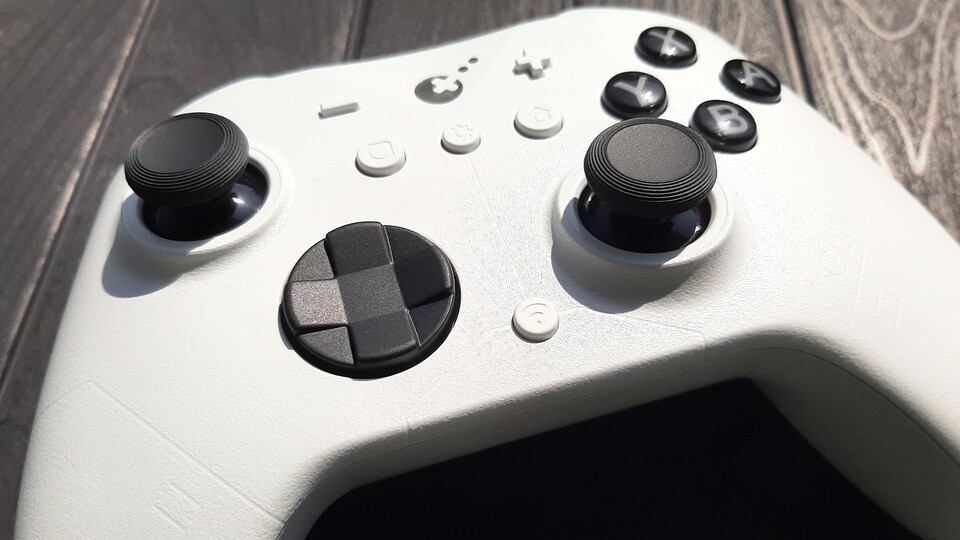 Der GuliKit ES Pro ist ein sehr basic gehaltener Controller – und genau das macht ihn für mich so gut.