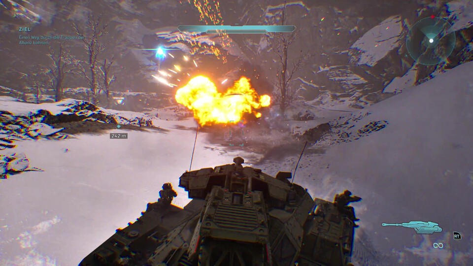 Auch in Campaign Evolved macht es eine Menge Laune, mit dem Scorpion-Panzer die Allianz-Horden zu dezimieren.