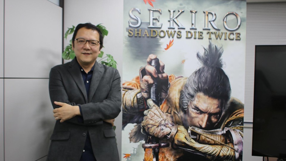 Hidetaka Miyazaki vor seinem neusten Geniestreich, dem Action-Adventure Sekiro: Shadows Die Twice. 