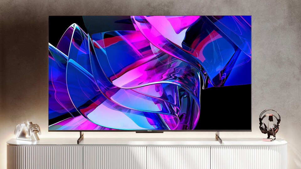 Der Hisense U7KQ QLED-TV macht sowohl bei Filmen als auch beim Gaming eine sehr gute Figur.