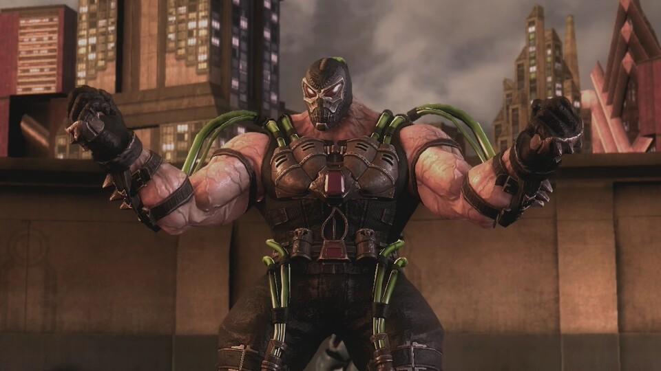 Der Bane in Injustice ist mehr an Comics orientiert und hat wenig Ähnlichkeit mit dem Bane aus The Dark Knight Rises.