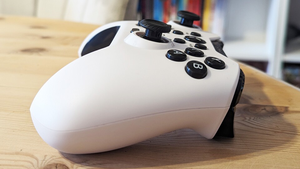 MediaMarkt hat bei diesem Controller wirklich Großes zum kleinen Preis abgeliefert.