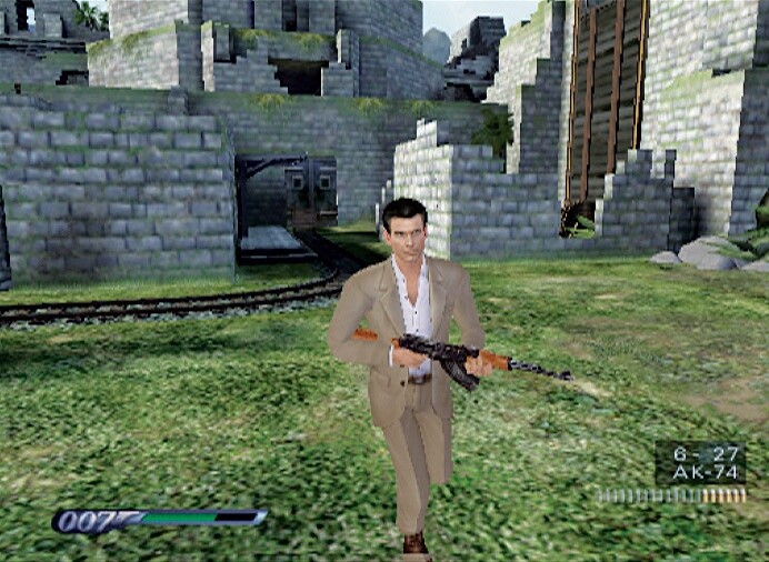 Der Einsatz führt James an einige exotische Schauplätze wie diese alten Ruinen, in denen Oberschurke Diavolo sich mit seinen Männern versteckt. Screen: Playstation 2