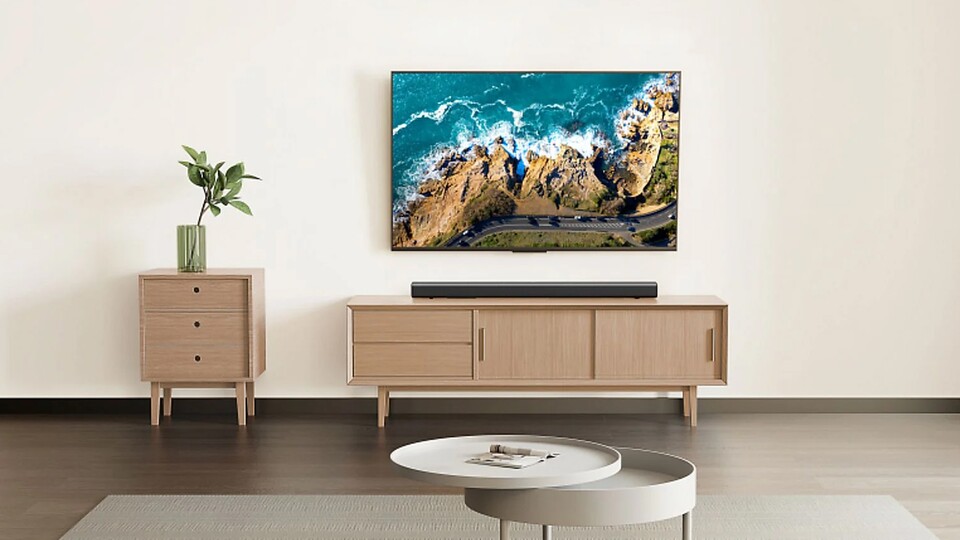 Mit ihrem flachen Design passt die Cinema SB510 unter beinahe jeden Fernseher!