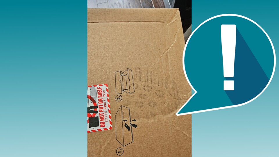 Bei der Ankunft eines Pakets erwartet einen Redditor eine unangenehme Überraschung. (Bild: © Reddit jolley1138)