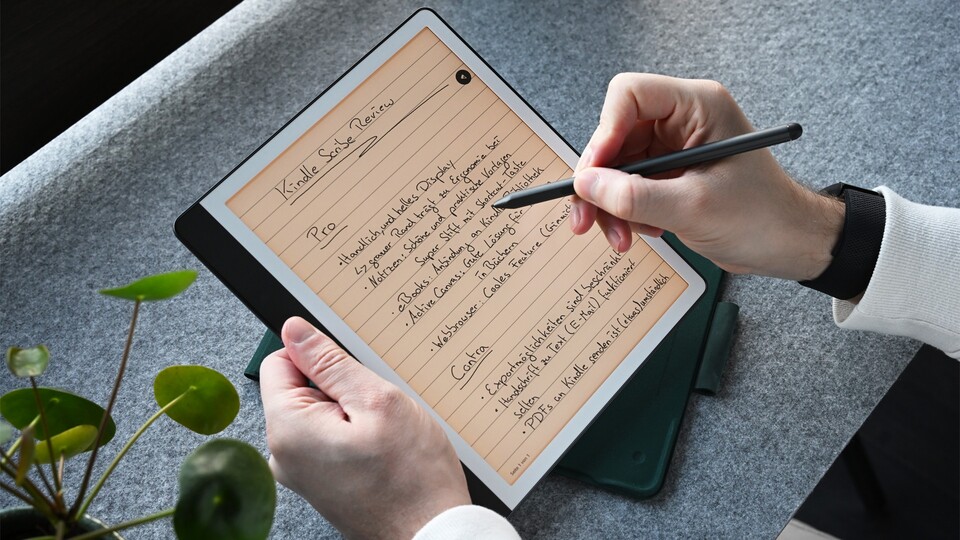 Auf dem Kindle Scribe zu schreiben fühlt sich an, wie auf echtem Papier.