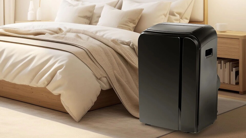 Im Schlafzimmer sorgt die mobile Klimaanlage für eine angenehme Schlaftemperatur.