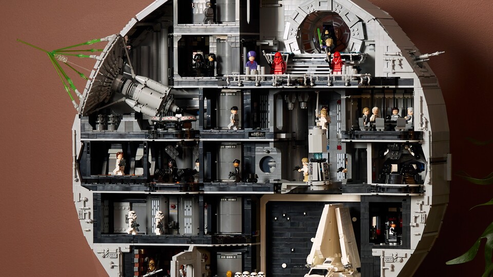 LEGO hat den neuen Star Wars Todesstern enthüllt und er kostet euch tatsächlich einiges. (Bild: LEGO)