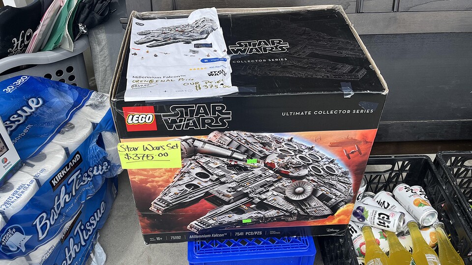 Dieser LEGO-Fund versteckte sich zwischen Klopapier und Limonade. (Bild: ReddituserTrashwang999)