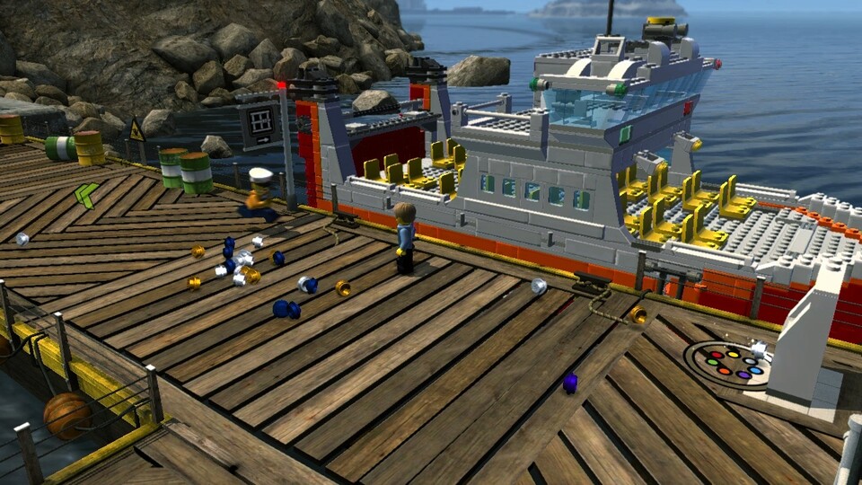 Die Fähre, mit der ihr bequem zur Gefängnisinsel übersetzen könnt, gehört zu den Superbauten den Spiels.
