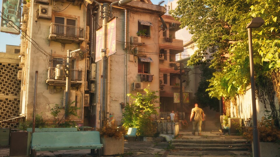 Jedes Gebäude hat eine richtige Adresse, so dass ihr euch in der Spielwelt auch komplett ohne Minimap und Co. zurechtfinden könnt (Bild © Krafton).