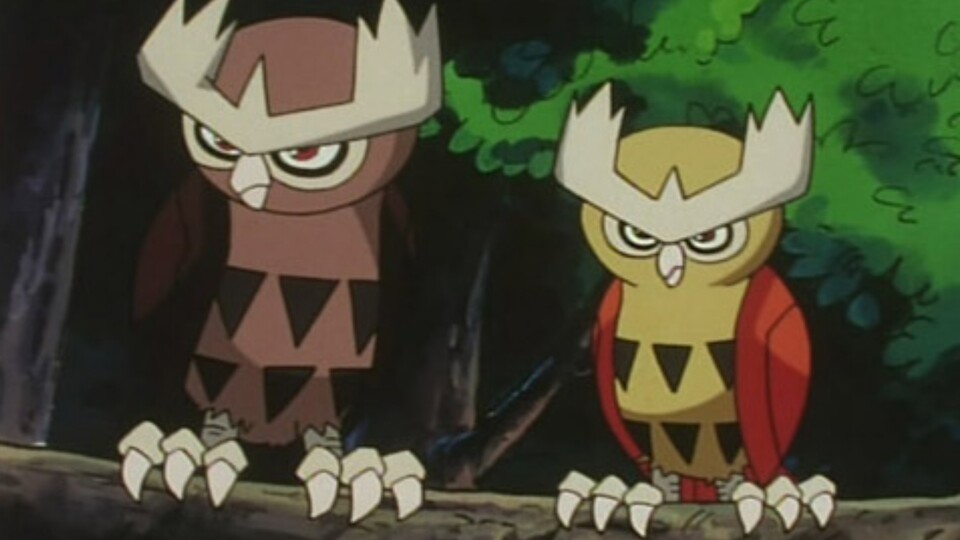 Ein kleines Shiny Noctuh neben einem normalen Noctuh. (Bild: © The Pokémon Company)