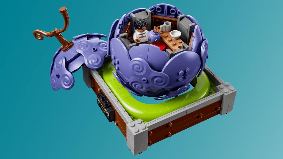 Im Inneren der Frucht wird die Szene nachgebildet, in der Ruffy die Frucht findet. (Bild: LEGO Netflix)