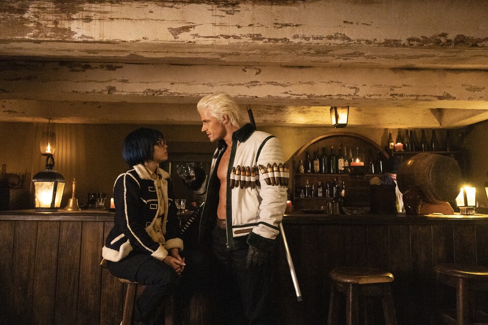 Die beiden Marine-Mitglieder jagen die Strohhutpiraten.