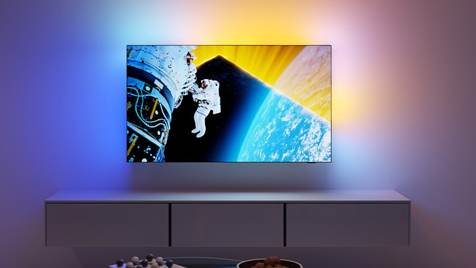 Eine Atmosphäre wie der Ambilight-TV von Philips kriegen nur wenige TVs hin.