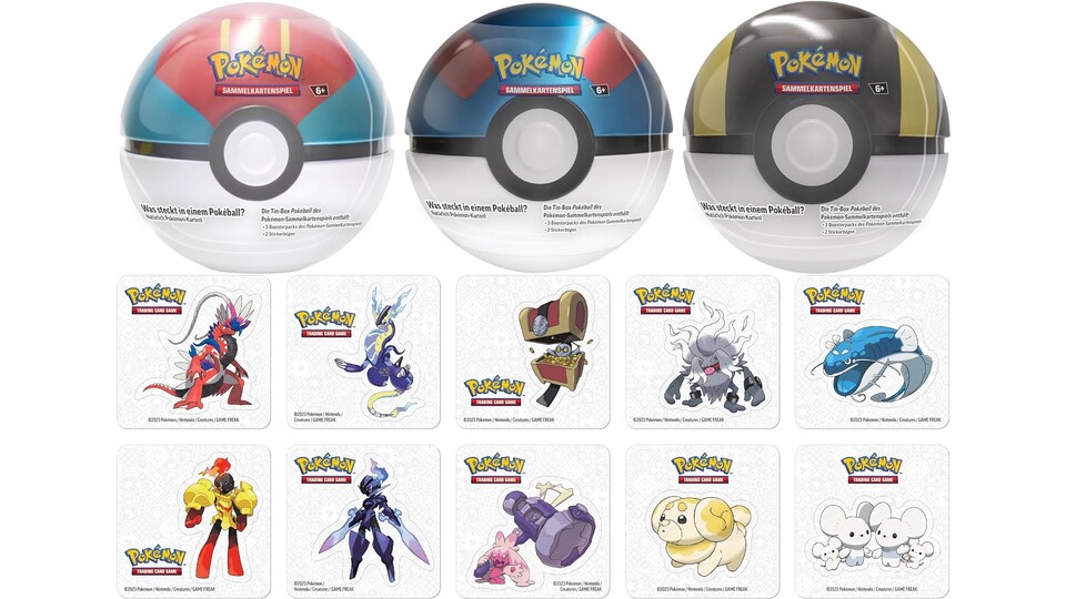 Neben neun Booster Packs des Pokémon Sammelkartenspiels bekommt ihr noch drei schicke Pokébälle und zwei Sticker pro Ball.