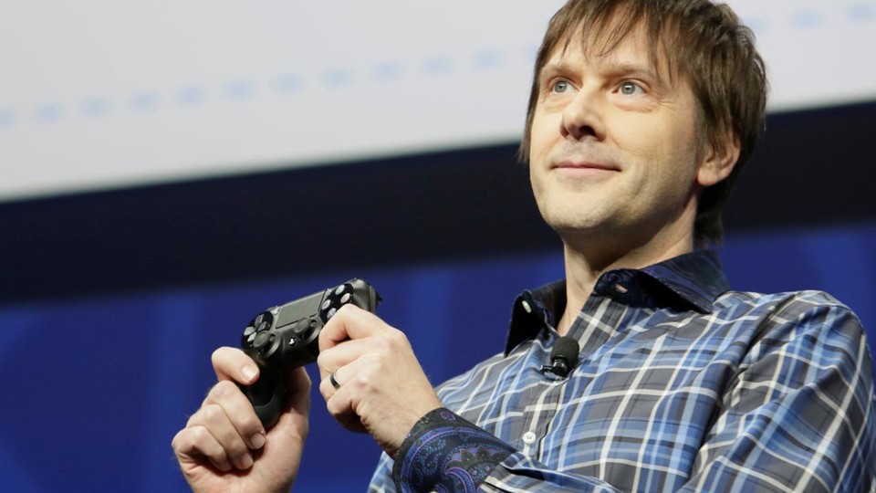 PS4-Architekt Mark Cerny hatte die Ehre, die neue Hardware zu enthüllen.