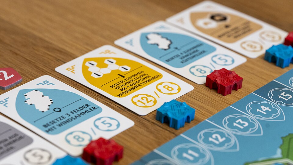 Das Spielmaterial ist simpel, aber trotzdem dem Thema passend gestaltet.