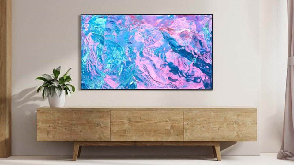Besonders 4K TVs aus 2024 - wie dieser Samsung-TV - werden reduziert sein.