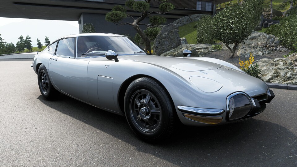 Für einen D-Klasse-Wagen liefert der 2000GT ordentlich Tempo.