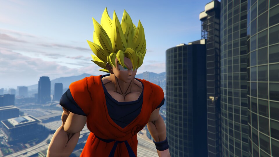 Son Goku lässt sich jetzt in GTA 5 spielen. Dafür muss man allerdings zwei Mods kombinieren.