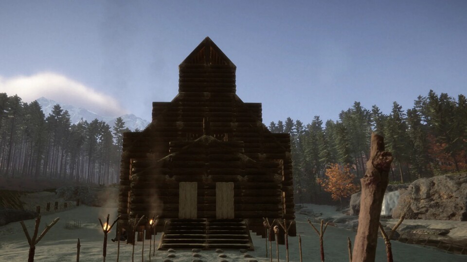 Klingt komisch, ist aber so: Eine Kirche in Sons of the Forest (es gibt auch noch ein Bild von innen! (Bild: eddit.comuserCpt_Caboose)).