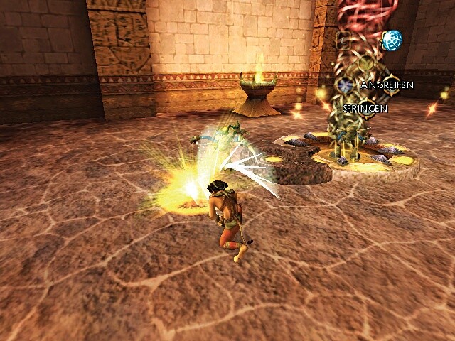 Sphinx schlägt mit dem Schwert kräftig zu. Leider mangelt es den Kämpfen meist an Übersicht. Screen: Xbox