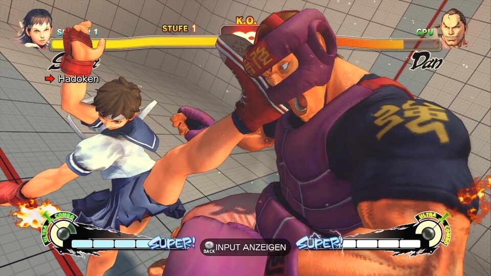 Super Street Fighter 4: Der Modus »Herausforderung« eignet sich perfekt, um sich die Ultra-Moves der Charaktere draufzuschaffen. [360]