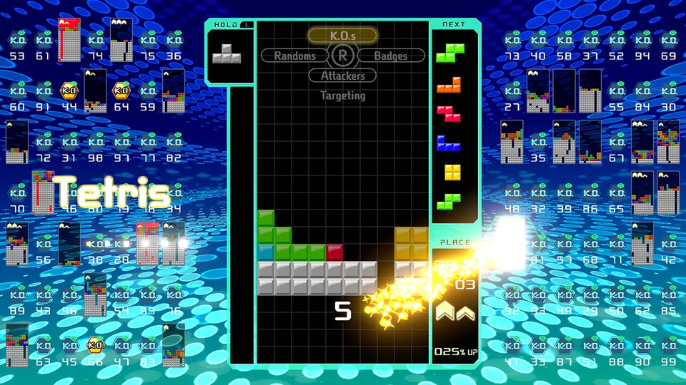 Nur mit Nintendo Switch Online könnt ihr in Tetris 99 gegen 98 andere Spieler*innen gleichzeitig antreten.